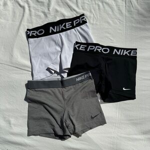 Nike pro spandex shorts bundle